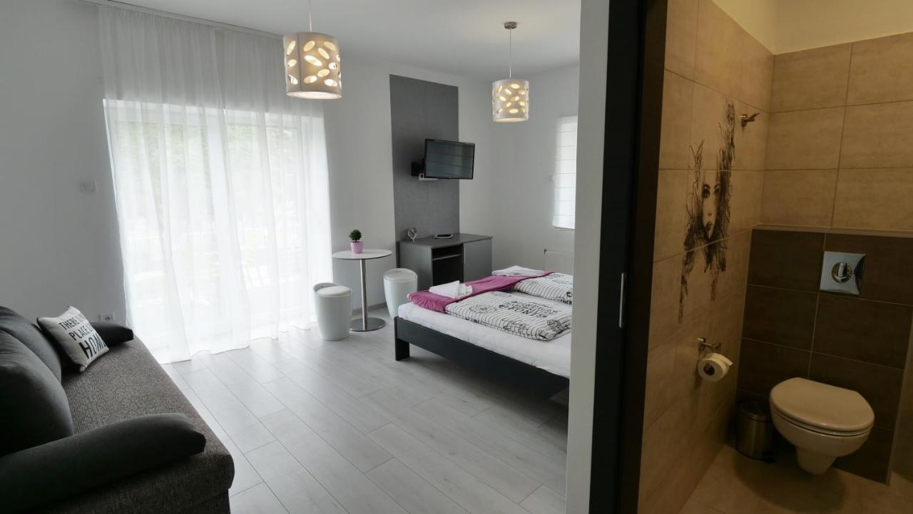 Anna Villa Fuered Boutique Rooms バラトンフレド エクステリア 写真